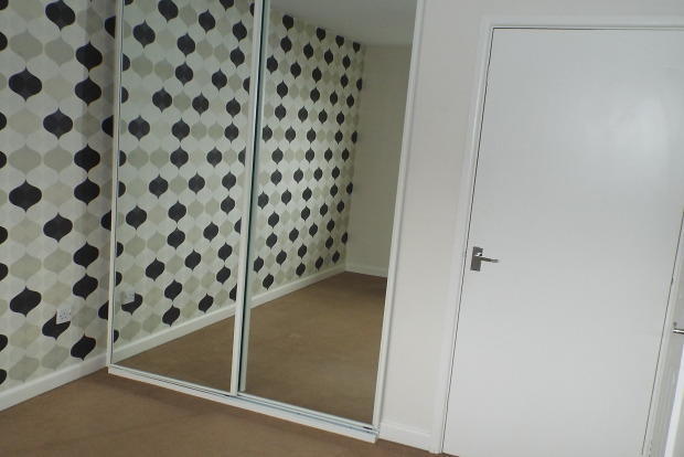 Bedroom picture 1