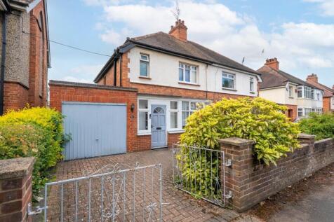 Eaton Avenue, Bletchley, MK2