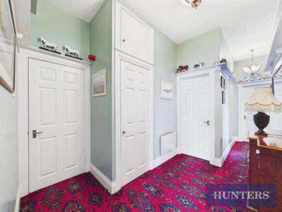 2 bed Apartment for sale Image 8