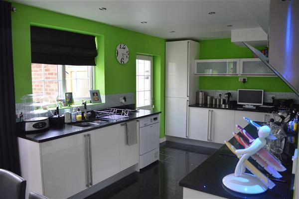 New Fitted Kitchen