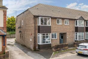 Flat 22, Victoria Court, Cambridge Road, Dorchester DT1 2NF
