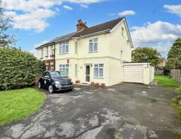 Navan, Whinfield Road, Dibden Purlieu SO45 4QA