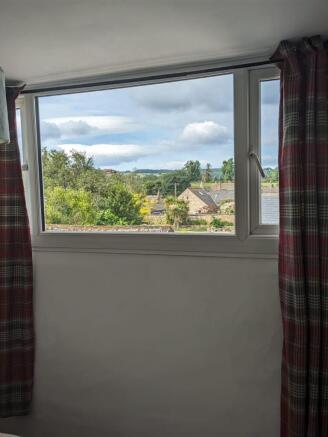 2 bed Terraced for sale Image 12