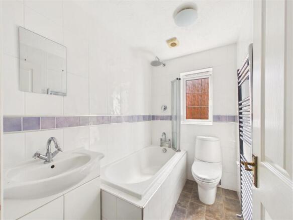 2 bed Semi-Detached for sale Image 8