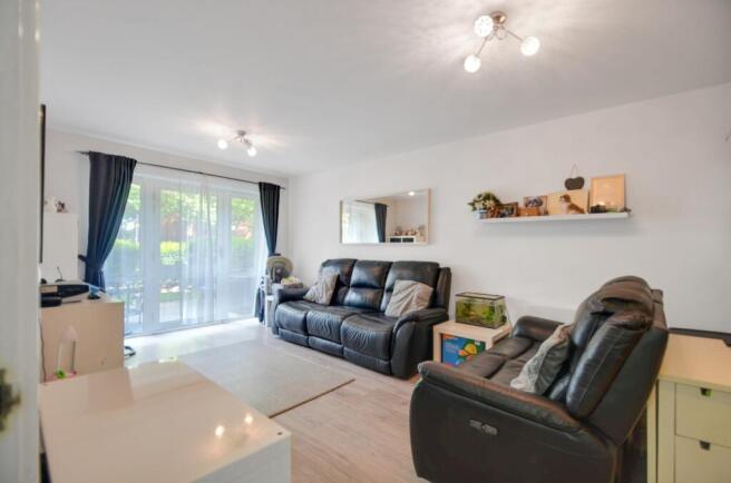 Apartment in London - View 5