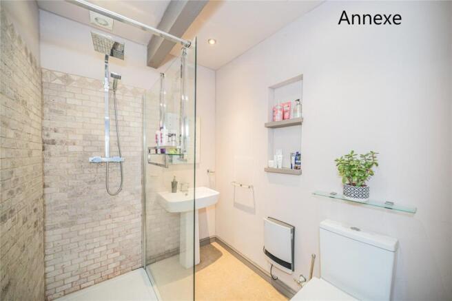 Annexe Bathroom
