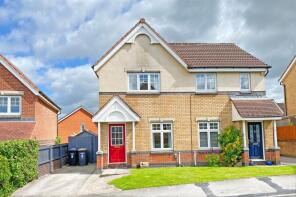 8, Clover Way, Harrogate HG3 2WE