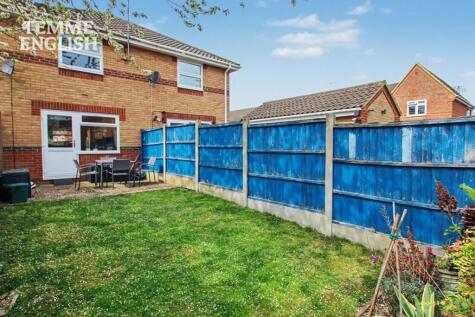 2 bedroom terraced house for sale in Derby Close, Langdon Hills, SS16