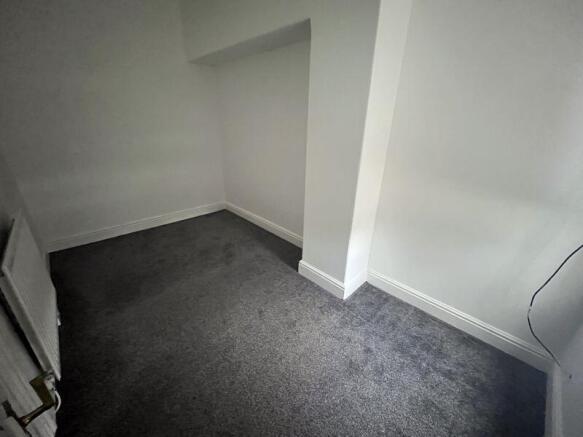 2 bed Terraced for sale Image 6