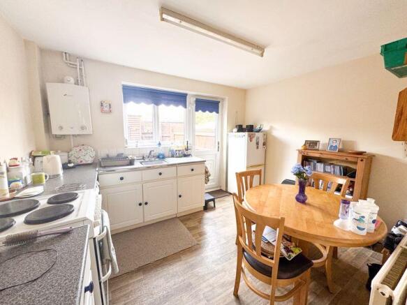 Castle Court, Grimsby  photo 4