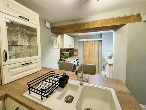 Breakfast/Kitchen/Utility