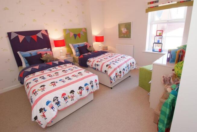 Four bedroom homes in Arnold