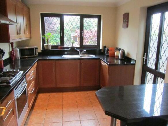 BREAKFAST KITCHEN