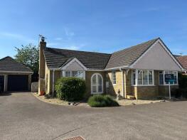 48, Chestnut Way, Ely CB6 2YR