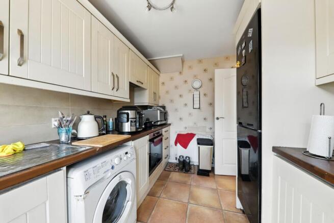 3 bed Semi-Detached for sale Image 5
