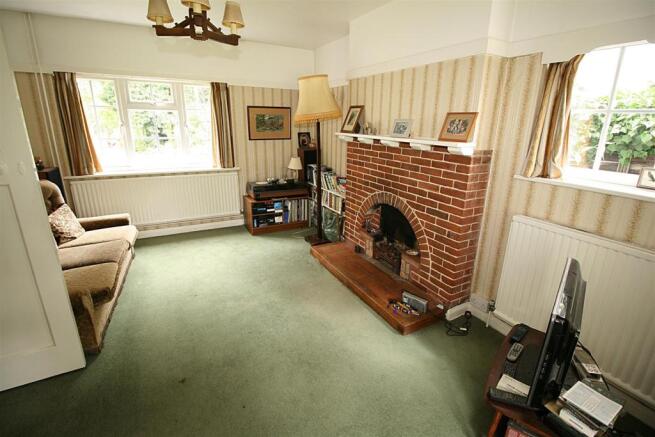 sitting room.JPG
