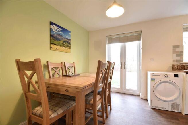 3 bed Semi-Detached for sale Image 4