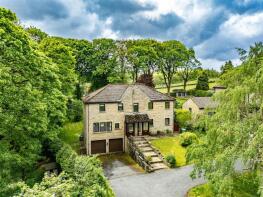 Willow Cottage, Leas Gardens, Scholes, Holmfirth HD9 1UG