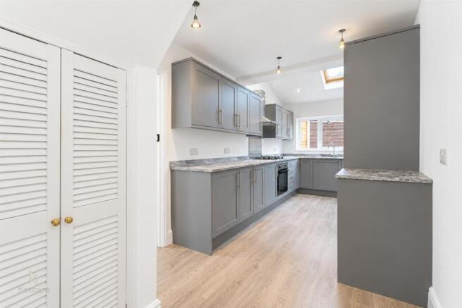 Highfield Drive, Pendlebury, Swinton, Manchester photo 4