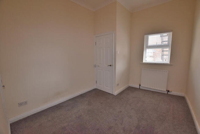 1 bed Apartment to rent Image 4