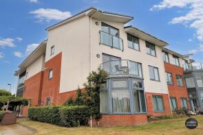 111, Eign Brook Court, The Rose Garden, Hereford HR1 2TR