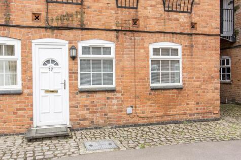 Hampton Court, Market Harborough