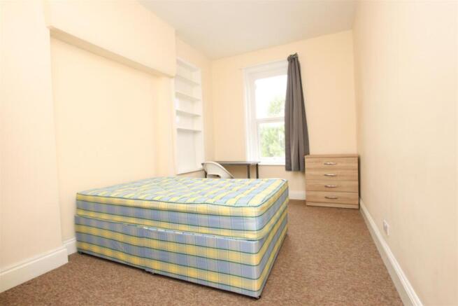 Bedroom.JPG