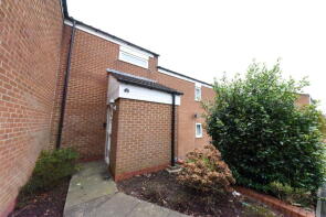33, Chip Close, Birmingham B38 8XF