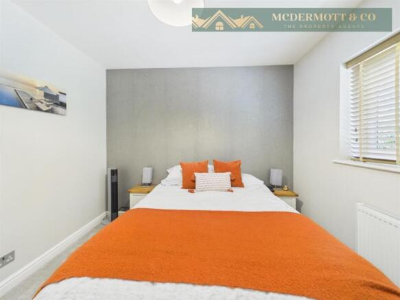 4 bed Detached for sale Image 7