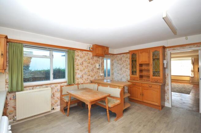 KITCHEN/BREAKFAST ROOM
