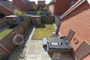 16, Whitmoore Drive, Auckley, Doncaster DN9 3FJ