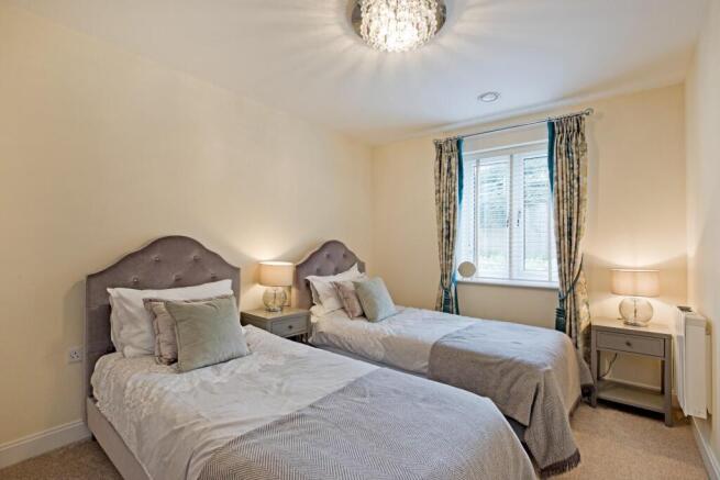 2 bed Retirement Property for sale Image 9