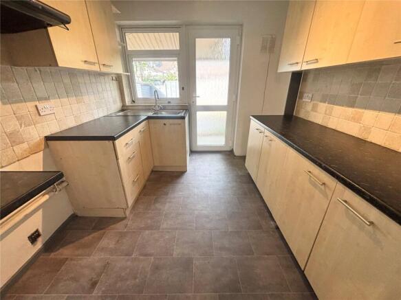 Redwood Croft, Birmingham, West Midlands, B14 photo 5