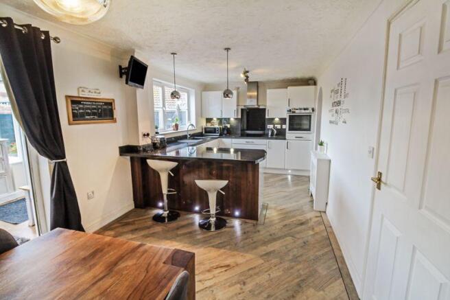 Kitchen/Diner 2