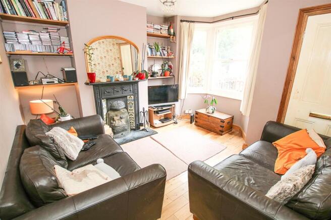Living Room.jpg
