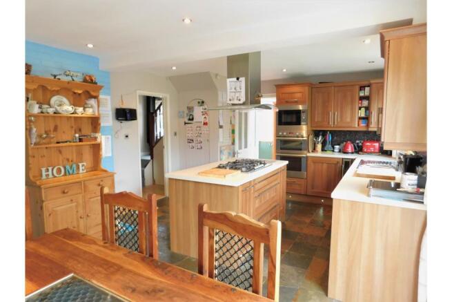 Kitchen / Breakfast