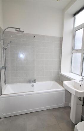Bathroom.JPG