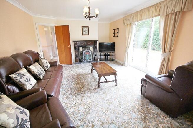 3 bed Detached Bungalow for sale Image 5