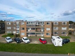 8, St Roberts Lodge, Sompting Road, Lancing BN15 9HN