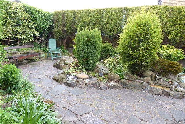 side garden