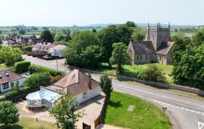 Sunnyhurst, Shipston Road, Stratford-upon-avon CV37 8NX