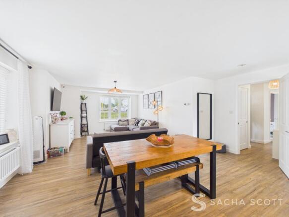 Kitchen / Lounge / Diner