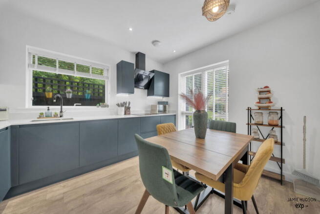 3 bed Detached for sale Image 5