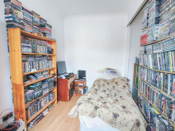 2 bed Terraced for sale Image 11