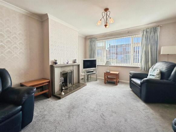 42983dd7--4A58-8891-5BF9968331B6-63371-00002B9C7D1