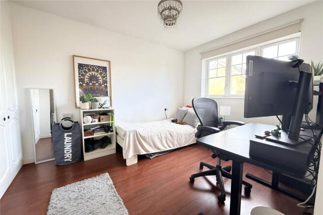 Bedroom 1 Photo2