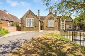 168d Classroom 4, High Street, Bedford MK42 9XP