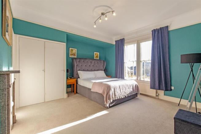 Bedroom 2-2.jpg