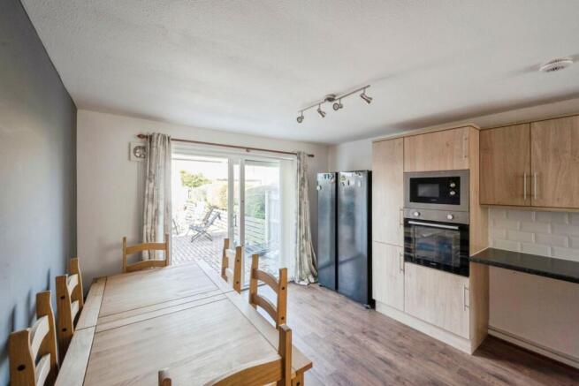 2 bed Terraced for sale Image 7