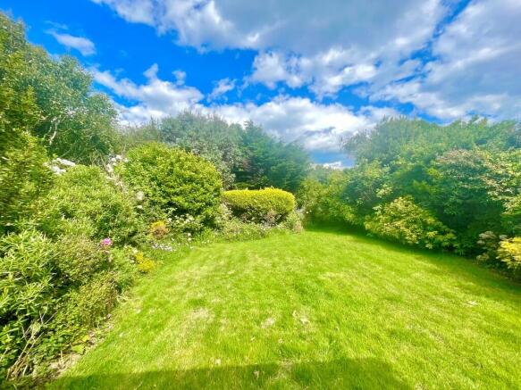 19 Cheam Road Rea...